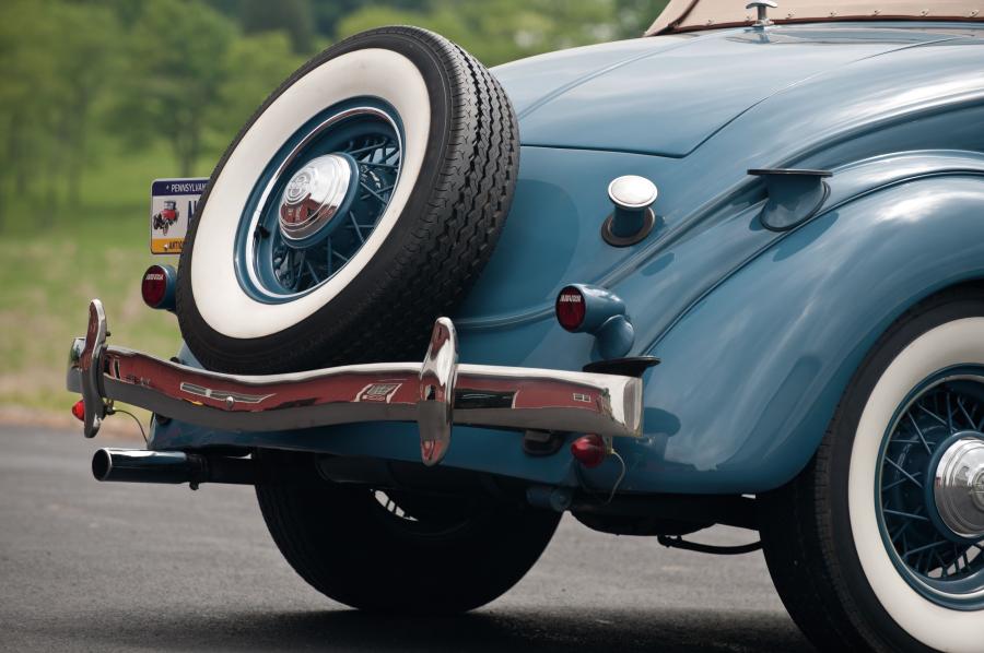 Детали экстерьера Auburn 852 SC Convertible Coupe 1936 года  (фото 42 из 50)